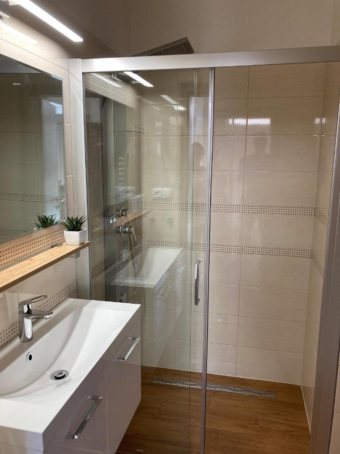 Apartmany Rubin Nesvady Eksteriør bilde